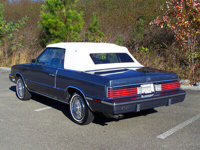 Chrysler-LeBaron-Cabriolet-1985-Gray-Gray-18525-4