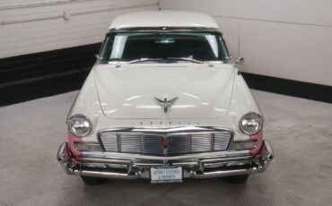 Chrysler-New-Yorker-Berline-1956-White-Blue-58327-3