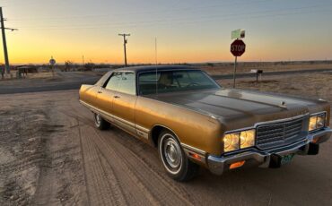 Chrysler-New-yorker-1973-custom-45062