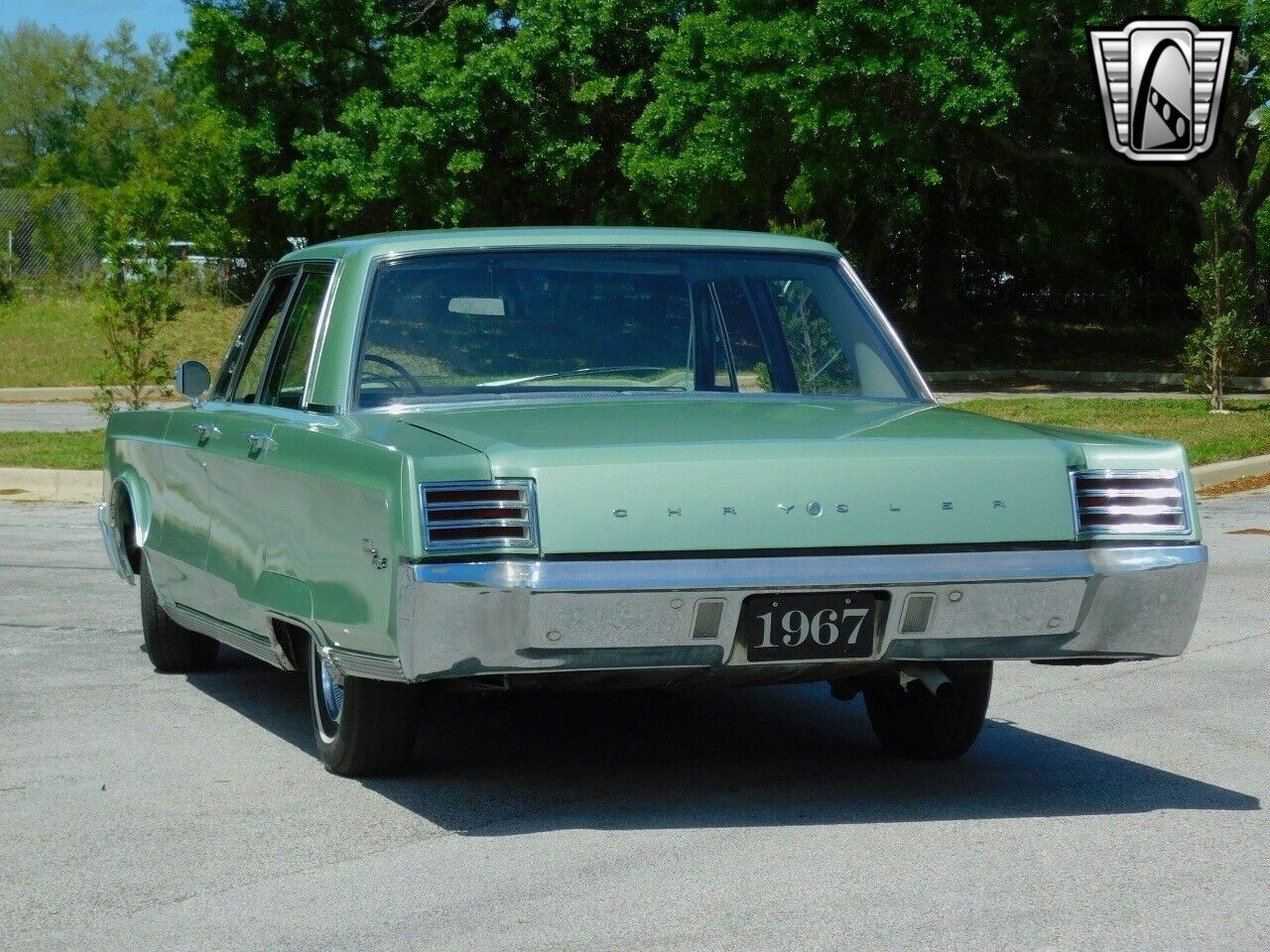 Chrysler-Newport-1967-4