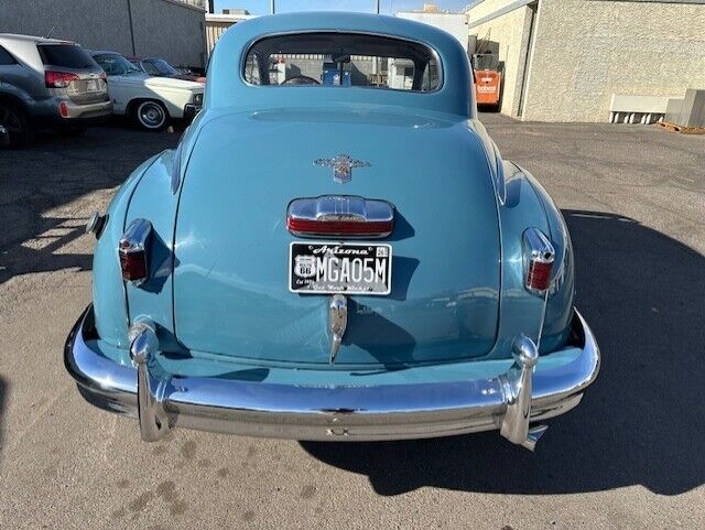 Chrysler-Royal-Coupe-1947-3