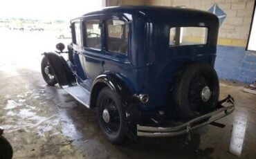 Chrysler-Sedan-Berline-1931-Blue-Gray-111682-21