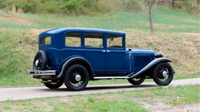 Chrysler-Sedan-Berline-1931-Blue-Gray-111682-4