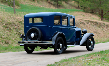 Chrysler-Sedan-Berline-1931-Blue-Gray-111682-5