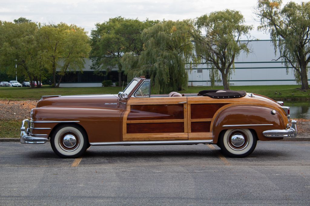 Chrysler-TOWN-AND-COUNTR-1948-10