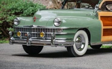 Chrysler-Town-Country-1947-4