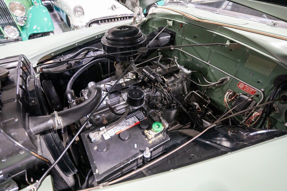 Chrysler-Town-and-Country-Cabriolet-1949-2