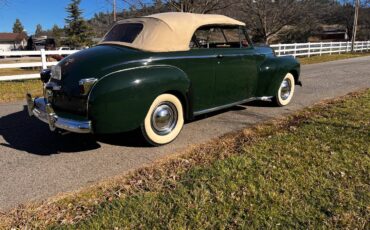 Chrysler-Windsor-1941-9