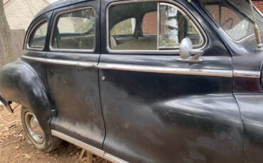 Chrysler-Windsor-1948-black-112654-3