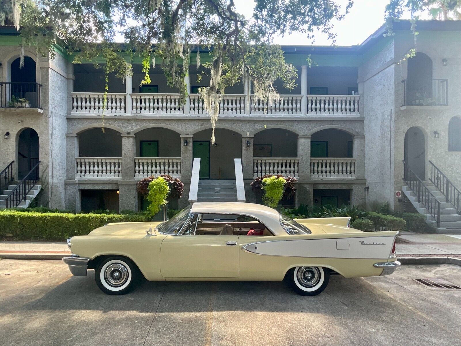 Chrysler-Windsor-Coupe-1958-6