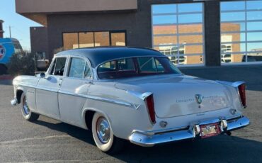 Chrysler-Windsor-deluxe-1955-11