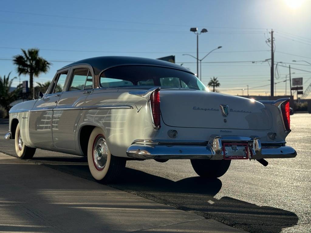 Chrysler-Windsor-deluxe-1955-6