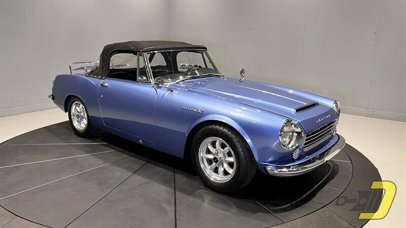 Datsun-1600-Cabriolet-1967-28