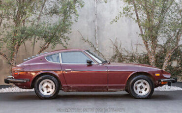 Datsun-240Z-1974-3