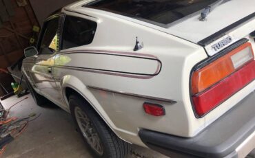 Datsun-280zx-turbo-1981-white-360901-5