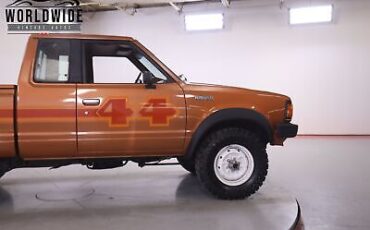 Datsun-720-Pickup-1984-Other-Other-152761-7