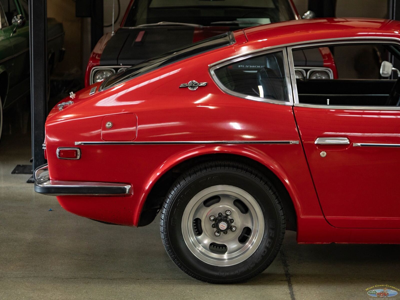 Datsun-Z-Series-1970-Red-Black-10115-1