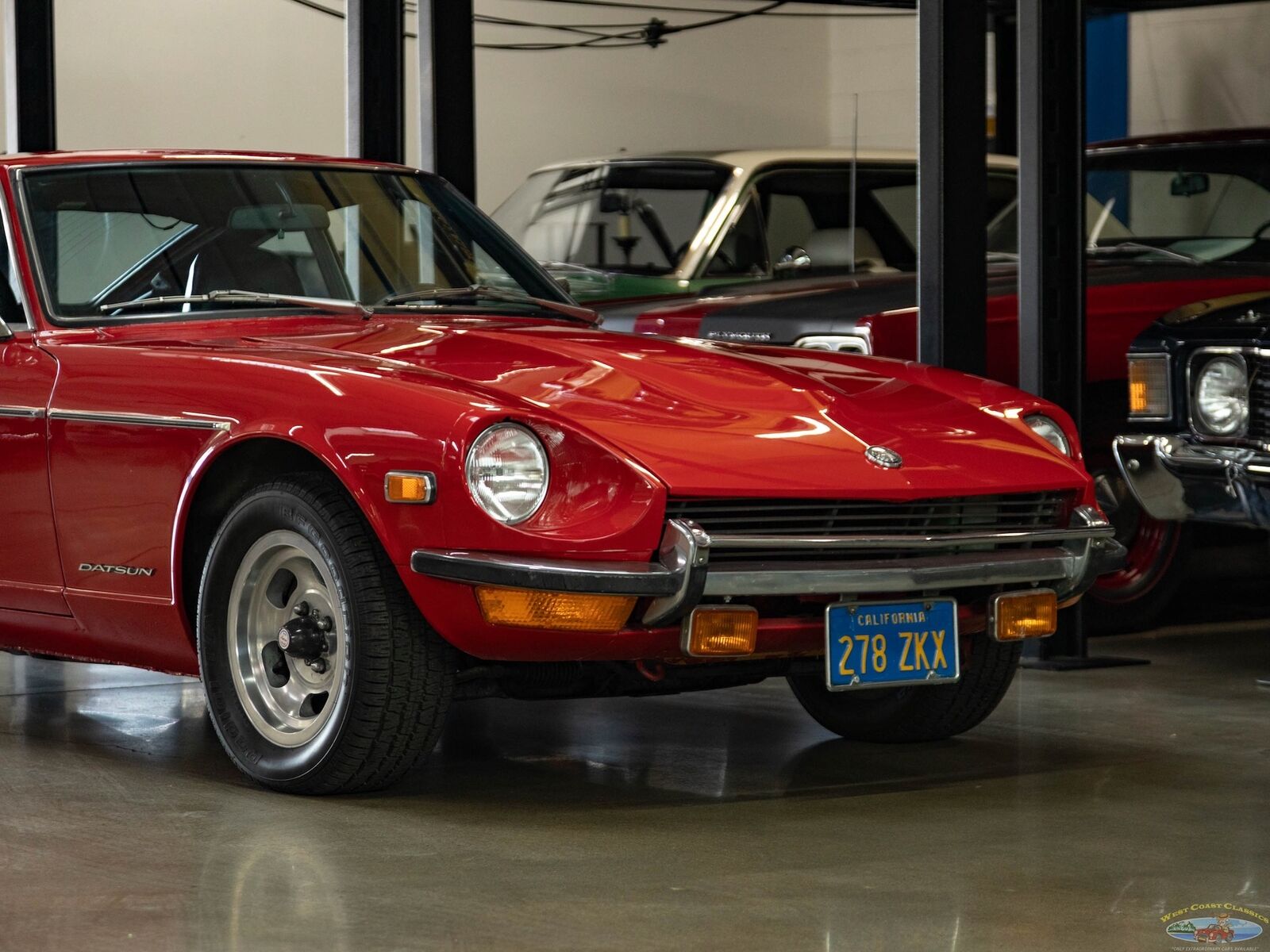 Datsun-Z-Series-1970-Red-Black-10115-11