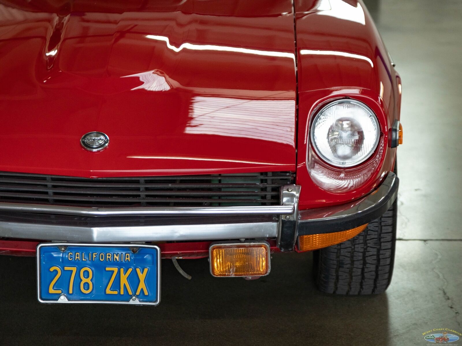 Datsun-Z-Series-1970-Red-Black-10115-15