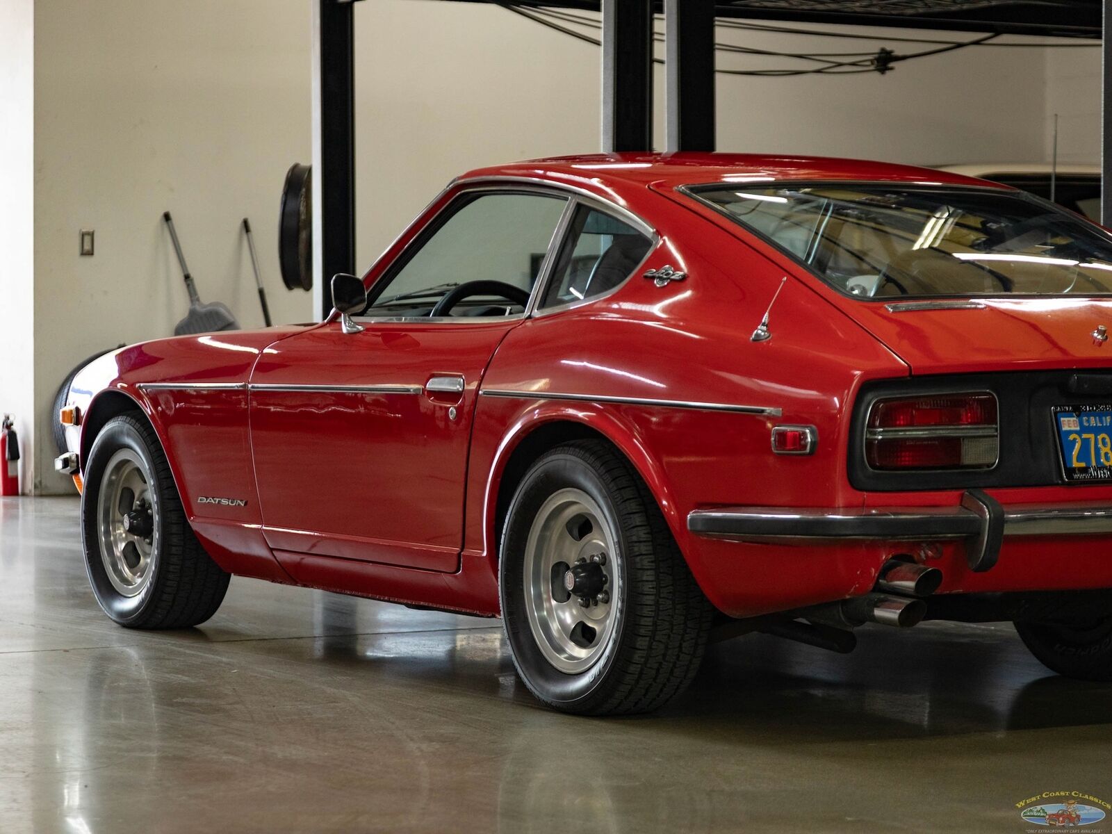 Datsun-Z-Series-1970-Red-Black-10115-21