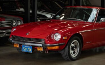 Datsun-Z-Series-1970-Red-Black-10115-7