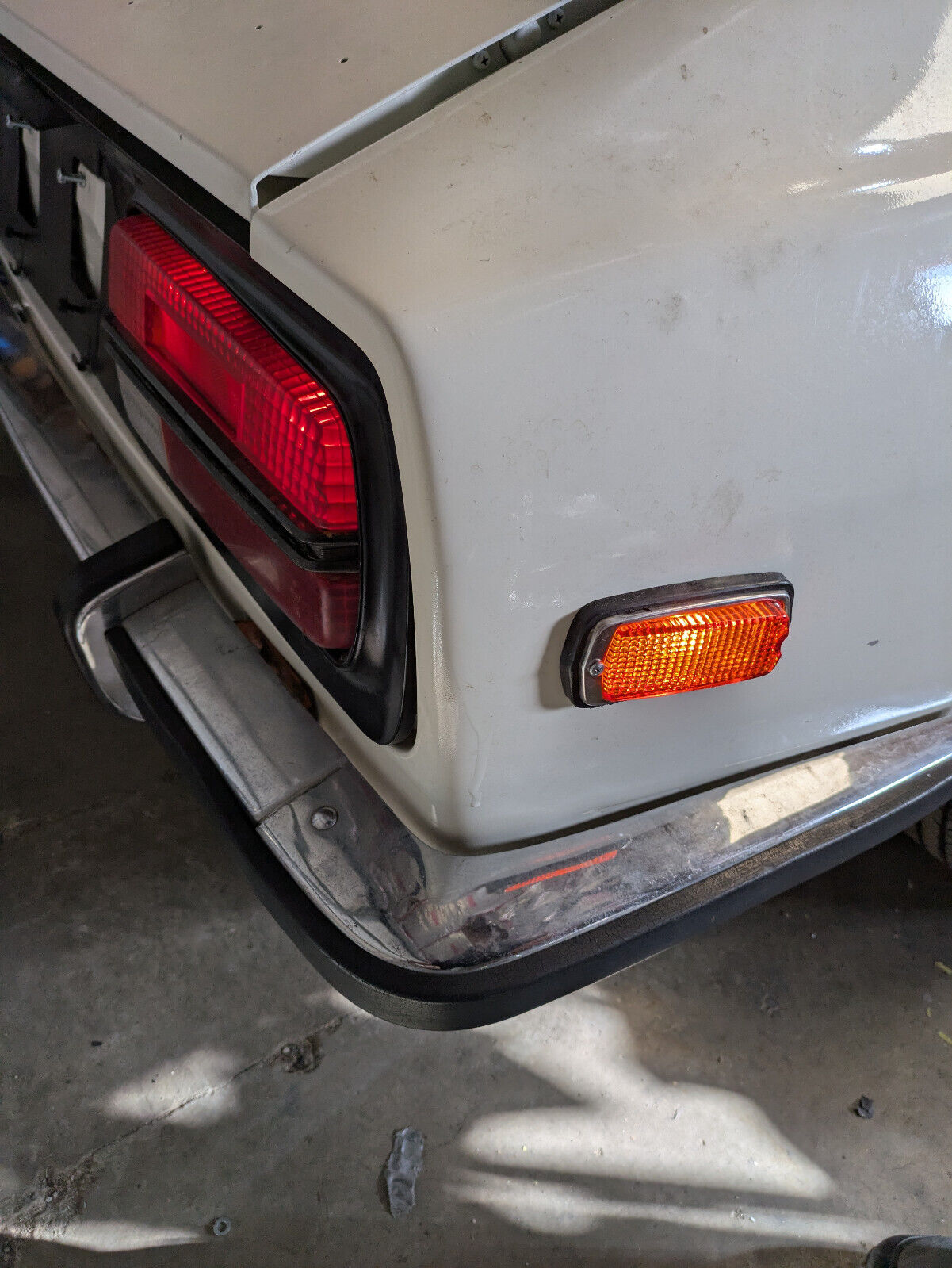 Datsun-Z-Series-1970-White-Black-161-22