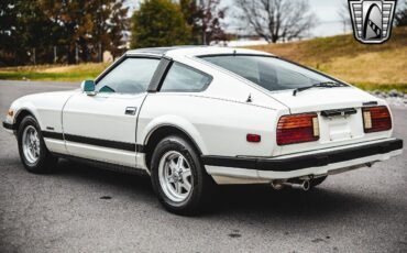 Datsun-Z-Series-1982-White-MAROON-41629-5