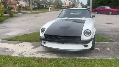 Datsun-Z-Series-Coupe-1971-White-Black-2437-15