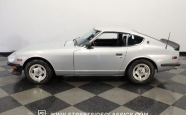 Datsun-Z-Series-Coupe-1973-Gray-Black-93244-2