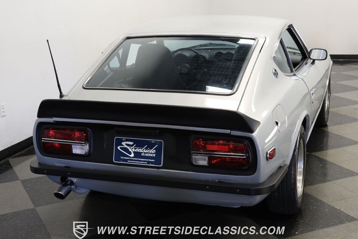 Datsun-Z-Series-Coupe-1973-Gray-Black-93244-9