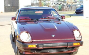 Datsun-Z-Series-Coupe-1982-Burgundy-Red-203271-10