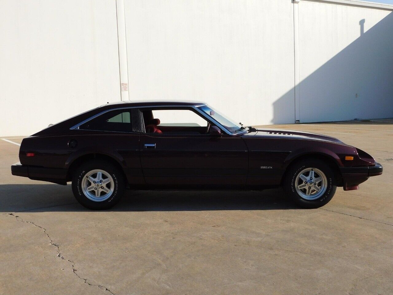 Datsun-Z-Series-Coupe-1982-Burgundy-Red-203271-8