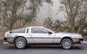 DeLorean-DMC-12-1981-4