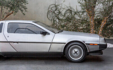 DeLorean-DMC-12-5-Speed-1981-10