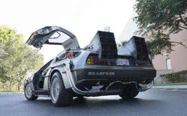 DeLorean-DMC-12-Coupe-1981-1