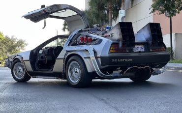 DeLorean-DMC-12-Coupe-1981-8