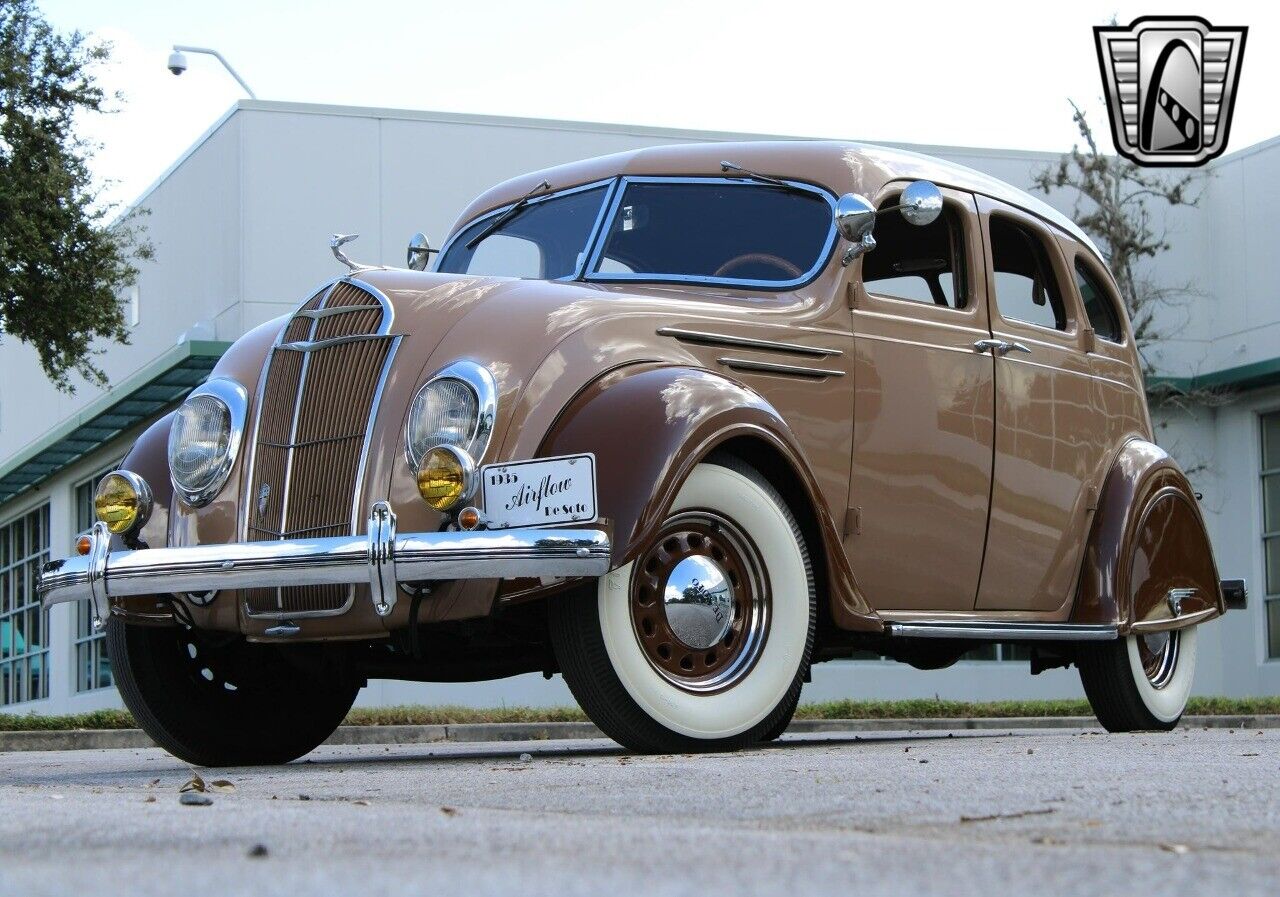 DeSoto-Airflow-Berline-1935-2