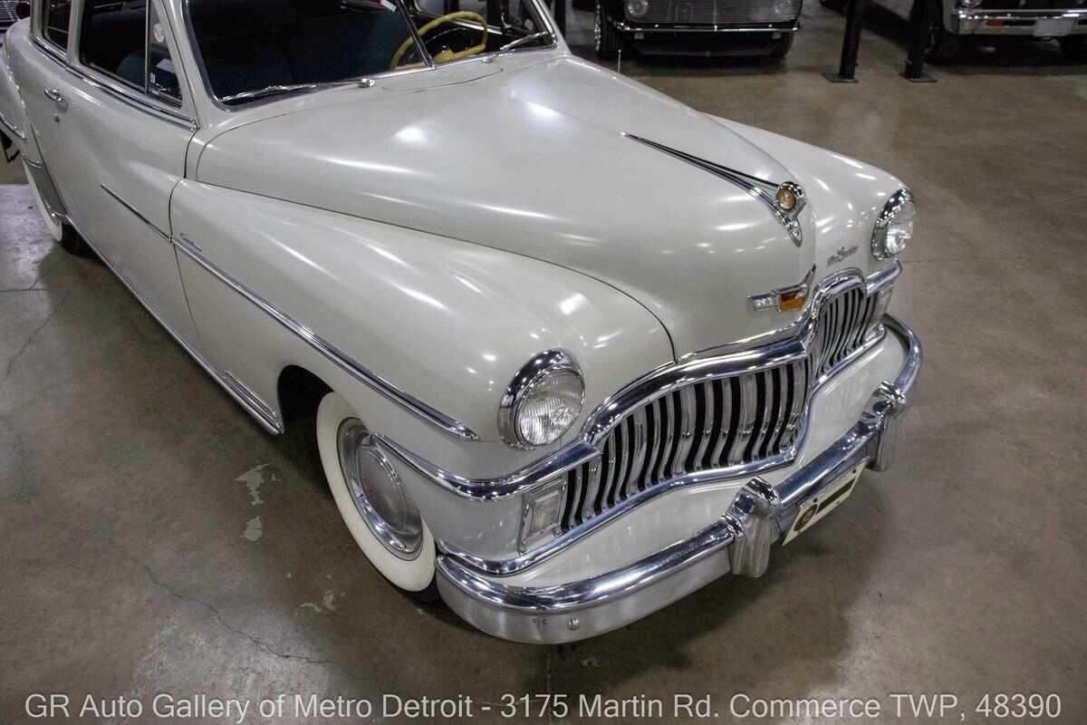 DeSoto-Custom-1949-Gray-Blue-49880-11