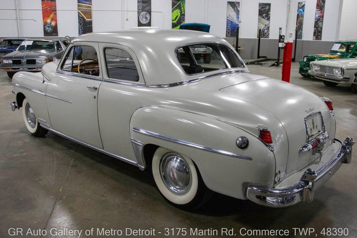 DeSoto-Custom-1949-Gray-Blue-49880-3