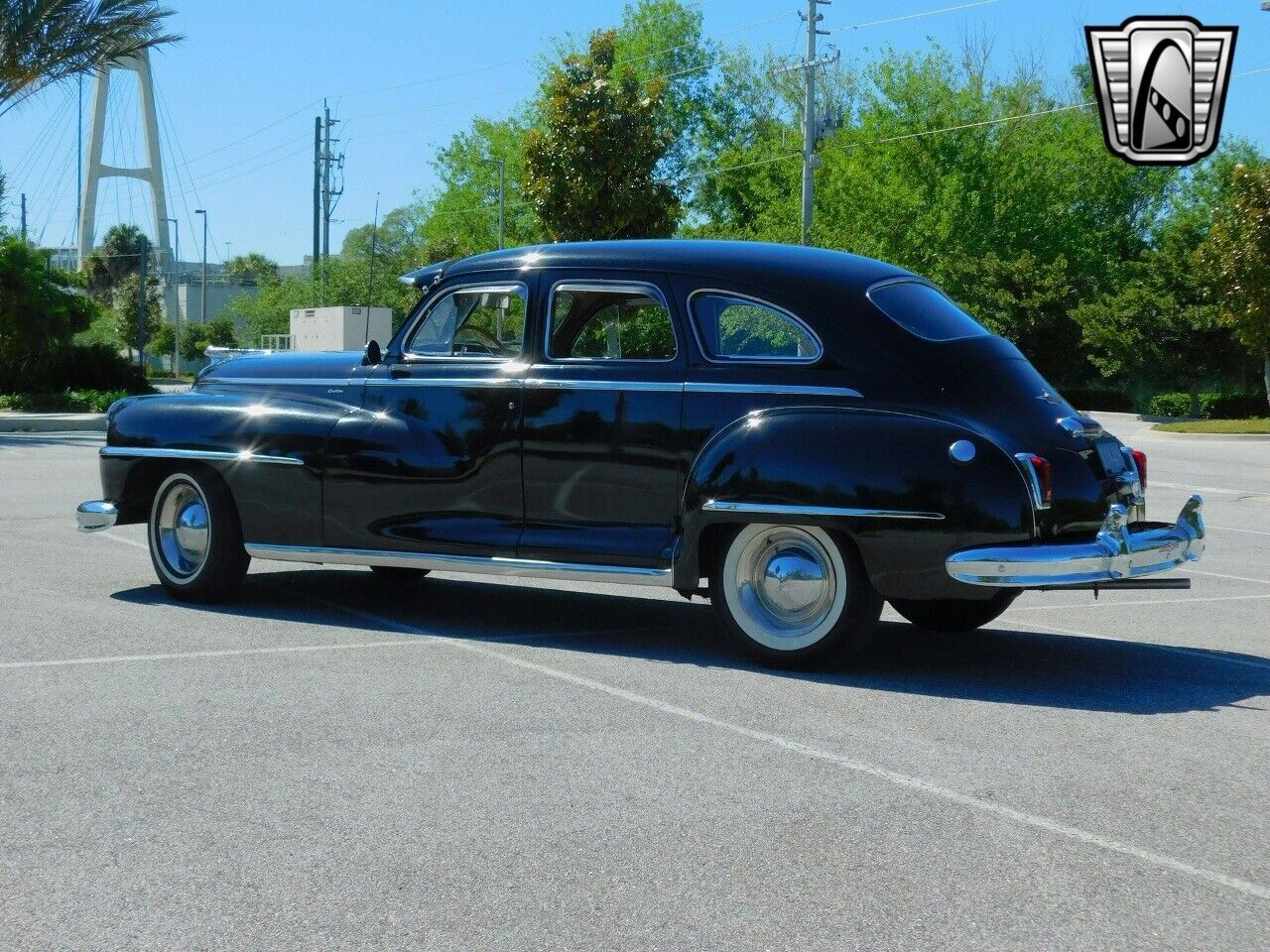 DeSoto-Deluxe-1948-Black-Blue-54156-4