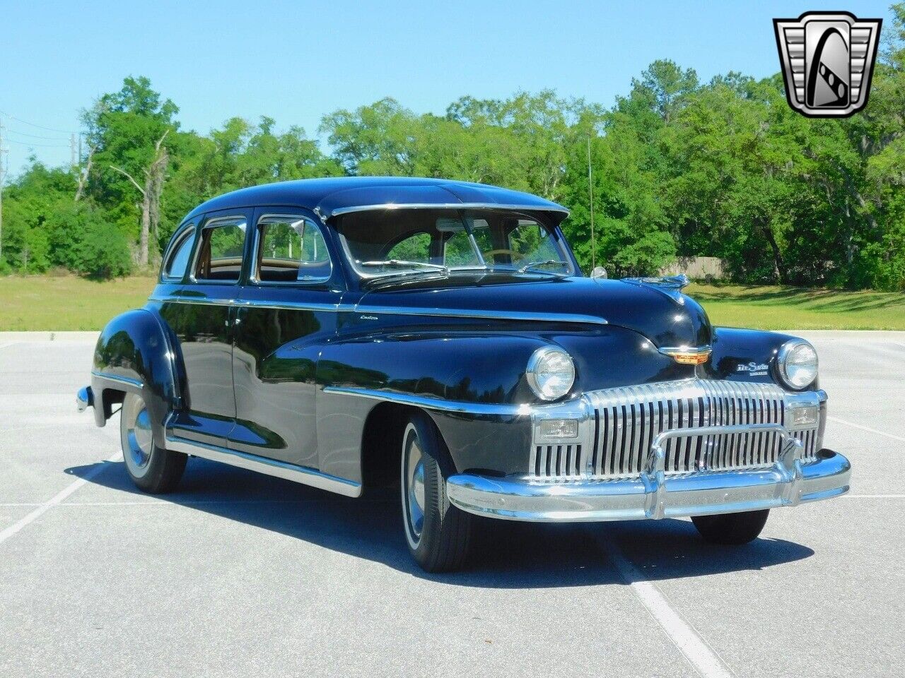 DeSoto-Deluxe-1948-Black-Blue-54156-8