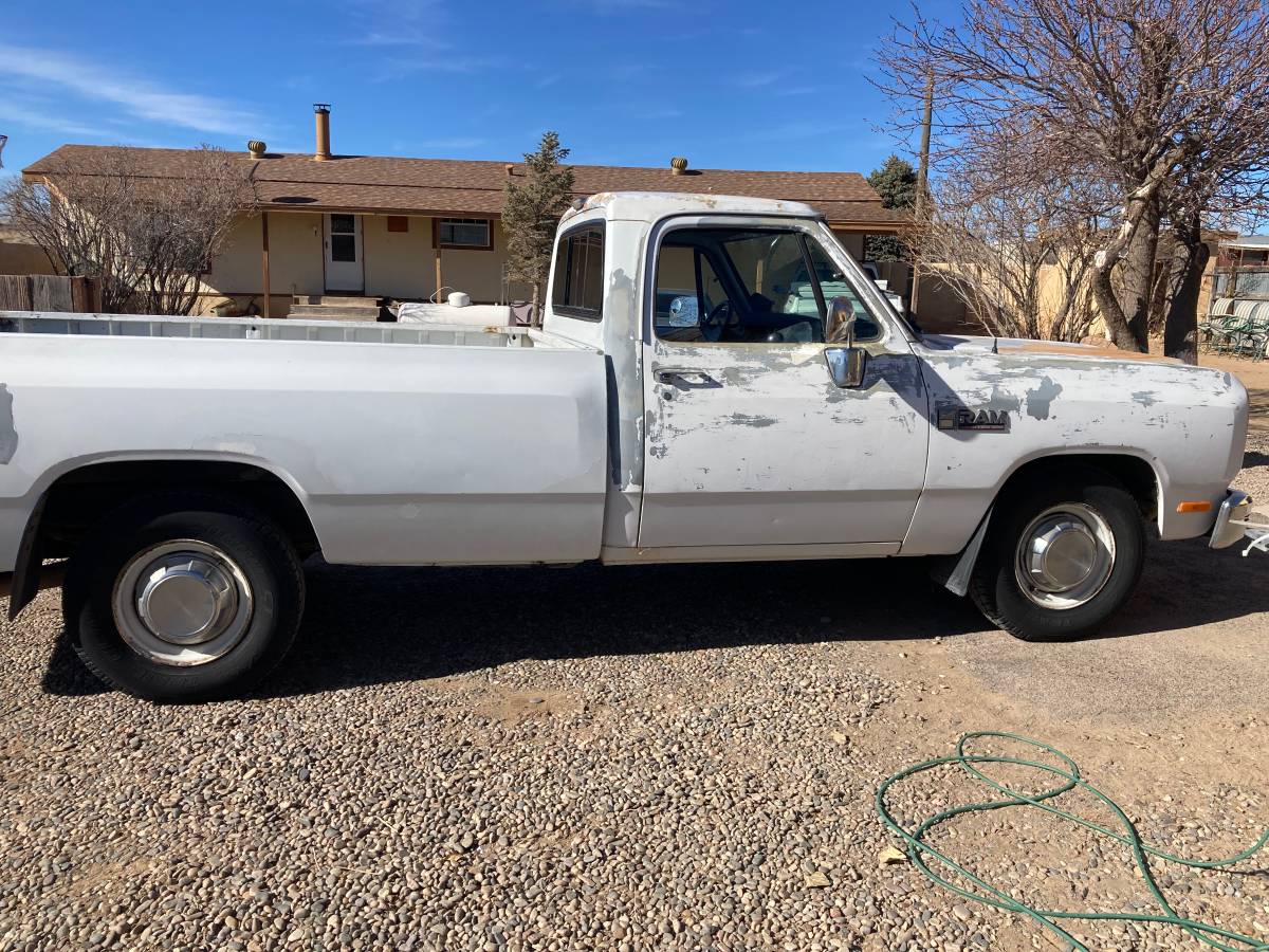 Dodge-2500-diesel-1991-white-43452-1