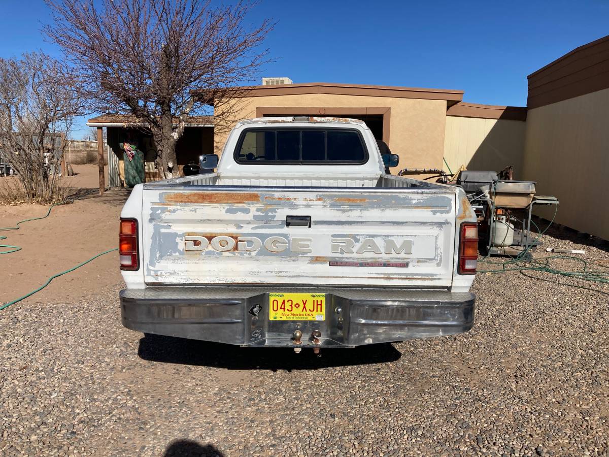 Dodge-2500-diesel-1991-white-43452