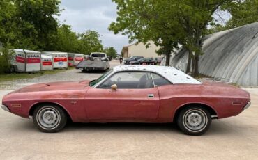 Dodge-Challenger-1970-4