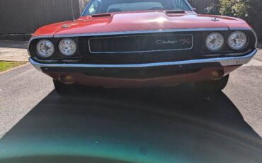 Dodge-Challenger-1970-red-45406-4