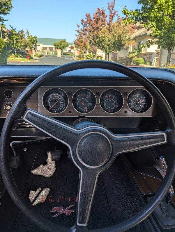 Dodge-Challenger-1970-red-45406-6