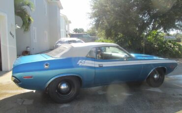 Dodge-Challenger-1971-3