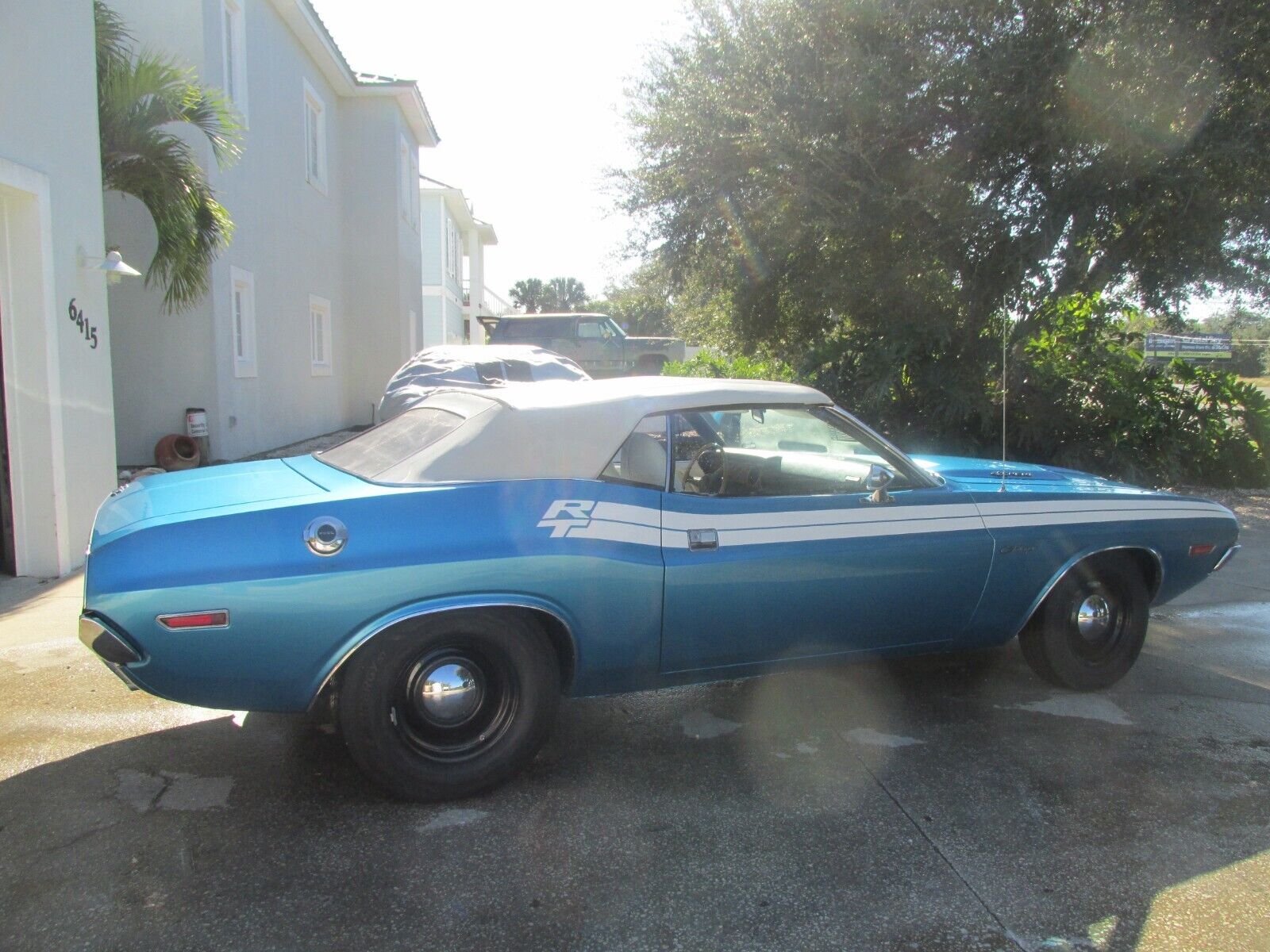 Dodge-Challenger-1971-3