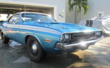 Dodge-Challenger-1971-4