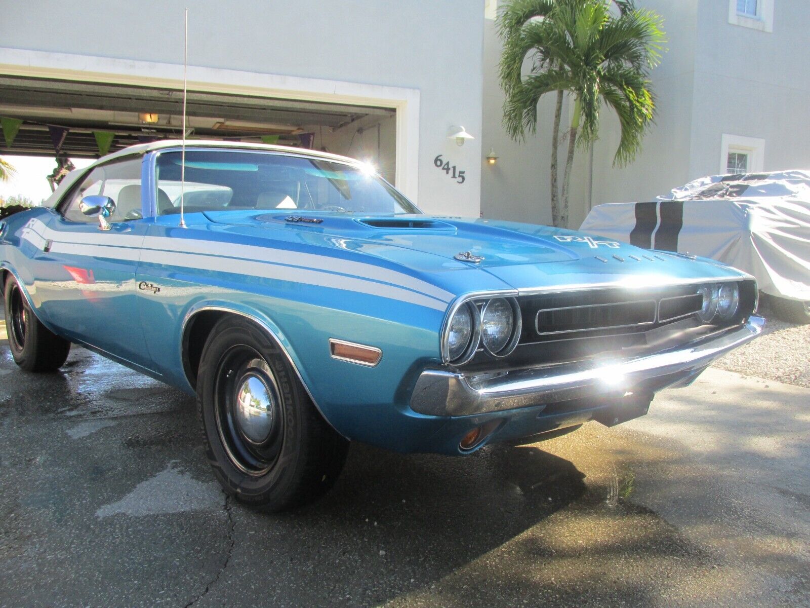 Dodge-Challenger-1971-4